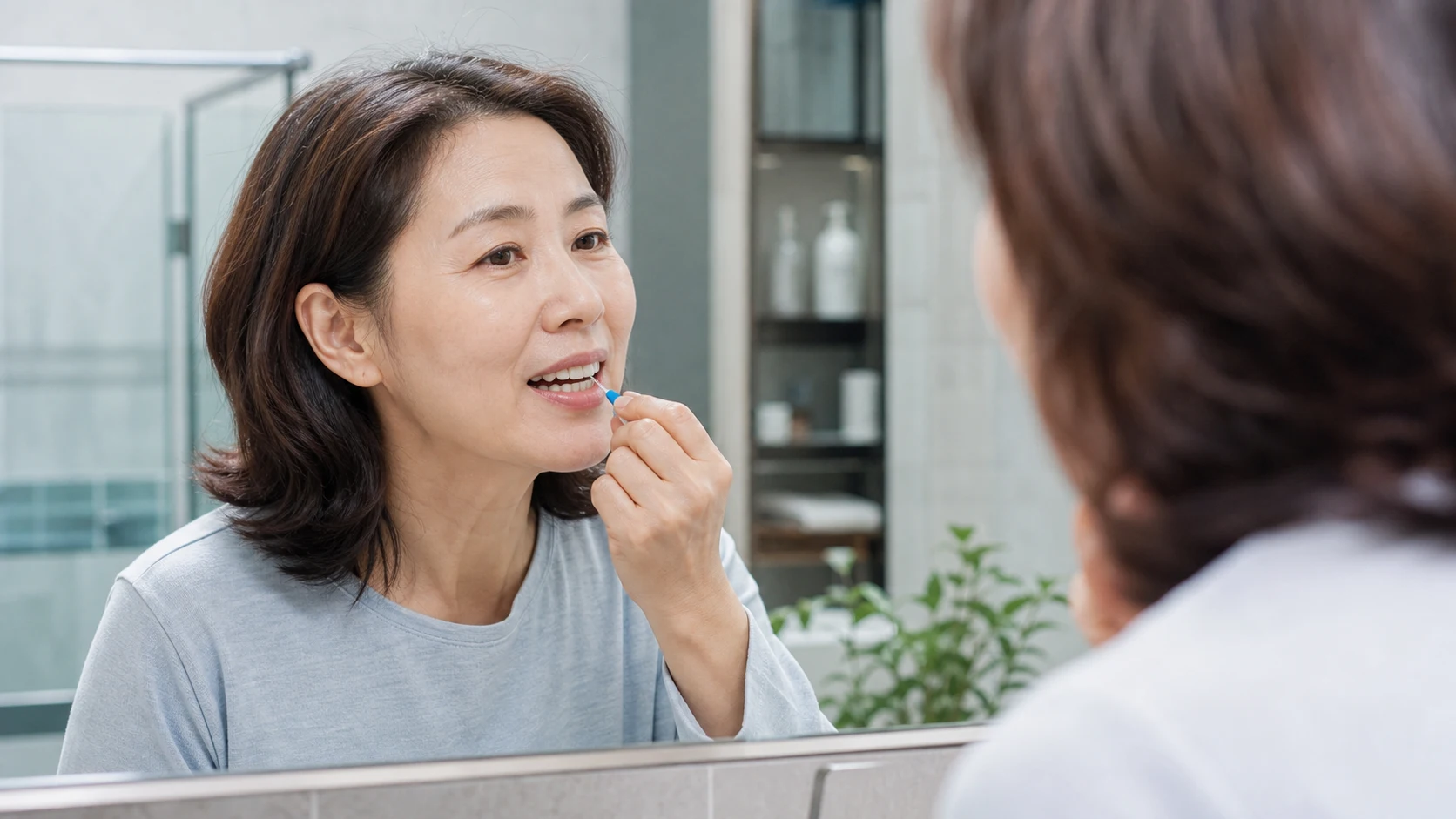 어금니 임플란트 가격 계획과 관리 장면